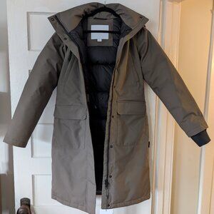 Never-Worn Quartz Co. Fogo Down Parka